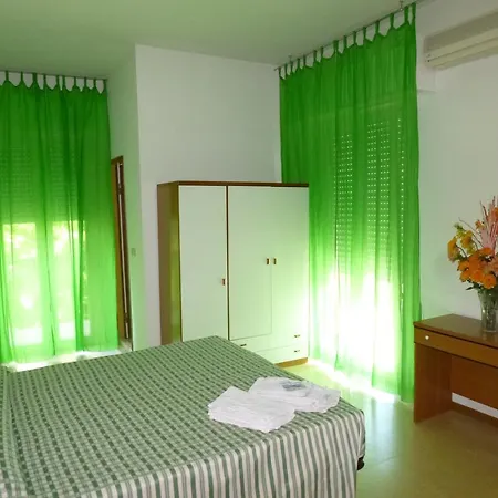 Ξενοδοχείο Consul 3*