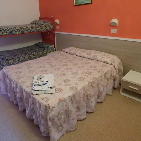Consul Hotel