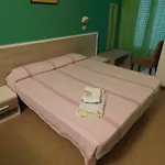 Отель Consul