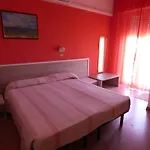 Consul Отель Римини