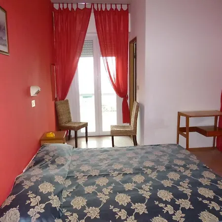 Consul Отель 3*